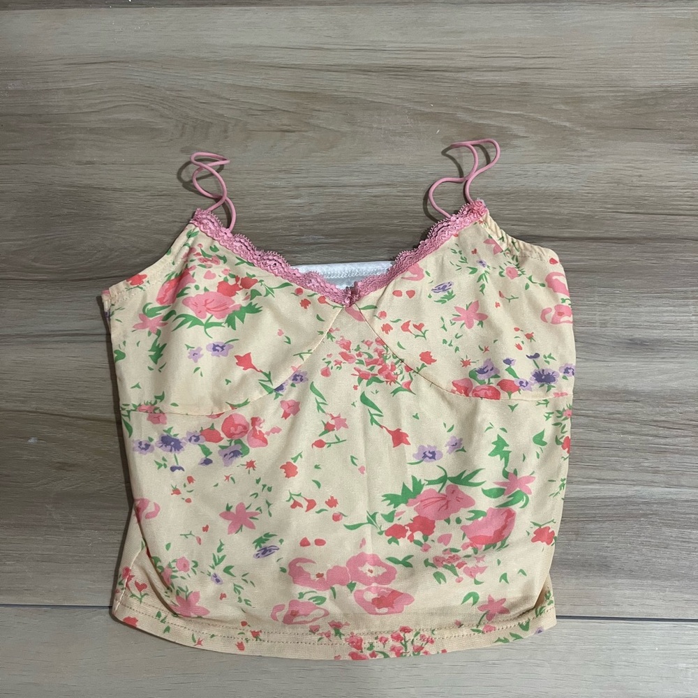yellow floral lace size small Amazon top